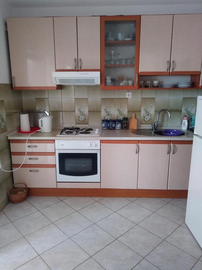 Apartments Soljacic Бол Екстер'єр фото