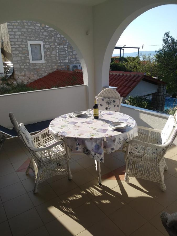 Apartments Soljacic Бол Екстер'єр фото