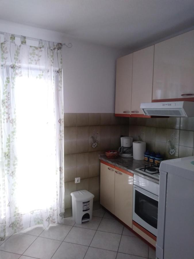 Apartments Soljacic Бол Екстер'єр фото